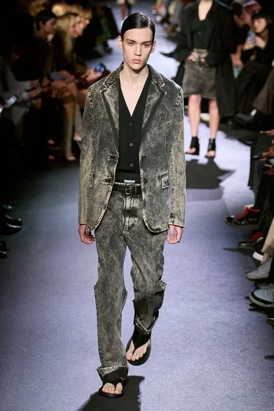 Look 21